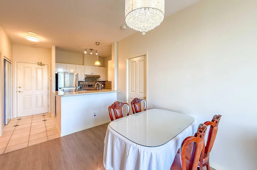 702 6837 STATION HILL DRIVE, Burnaby BC V3N 5B7, Burnaby BC — Residential for Sale - Photo 6