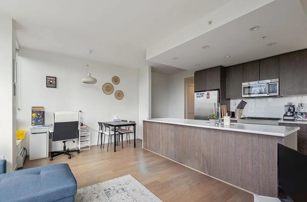 Condo for sale at 702 9060 University Crescent Burnaby British Columbia - MLS: R3162475