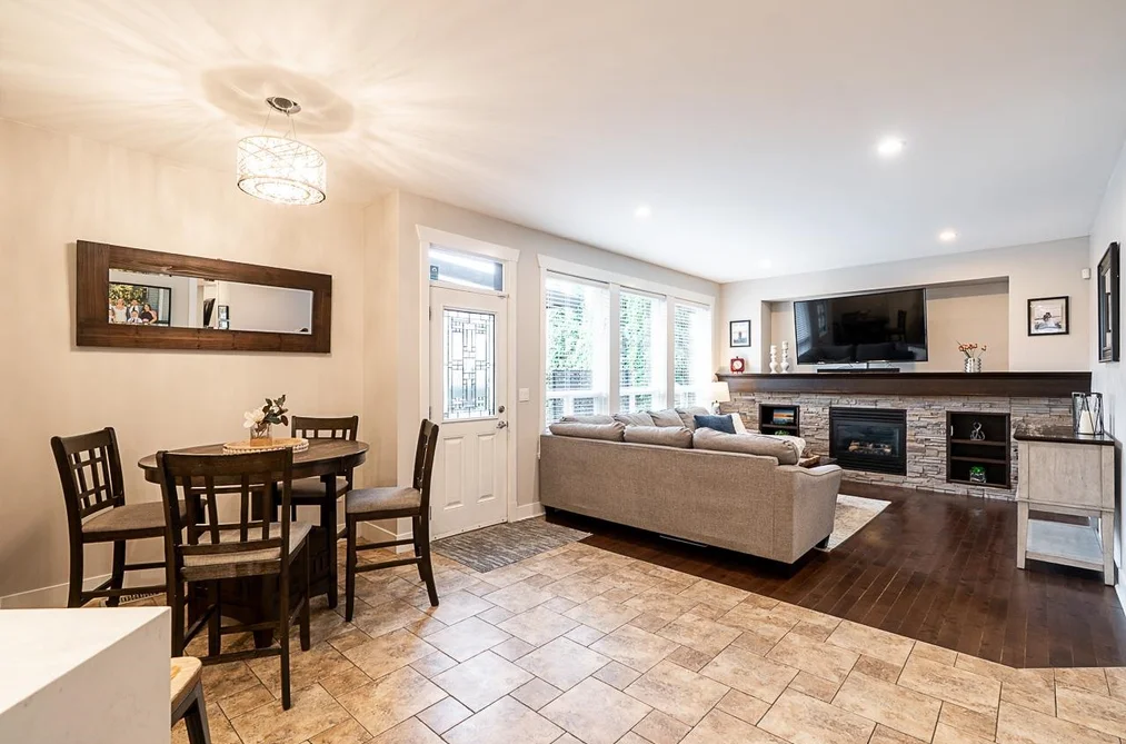 7020 195A STREET, Surrey, BC — Residential for Sale — Photo 4 of 40