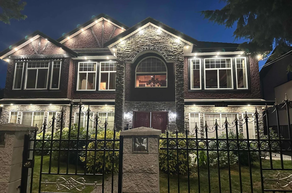 7021 132 STREET, Surrey BC V3W 6P1, Surrey BC — Residential for Sale - Photo 2