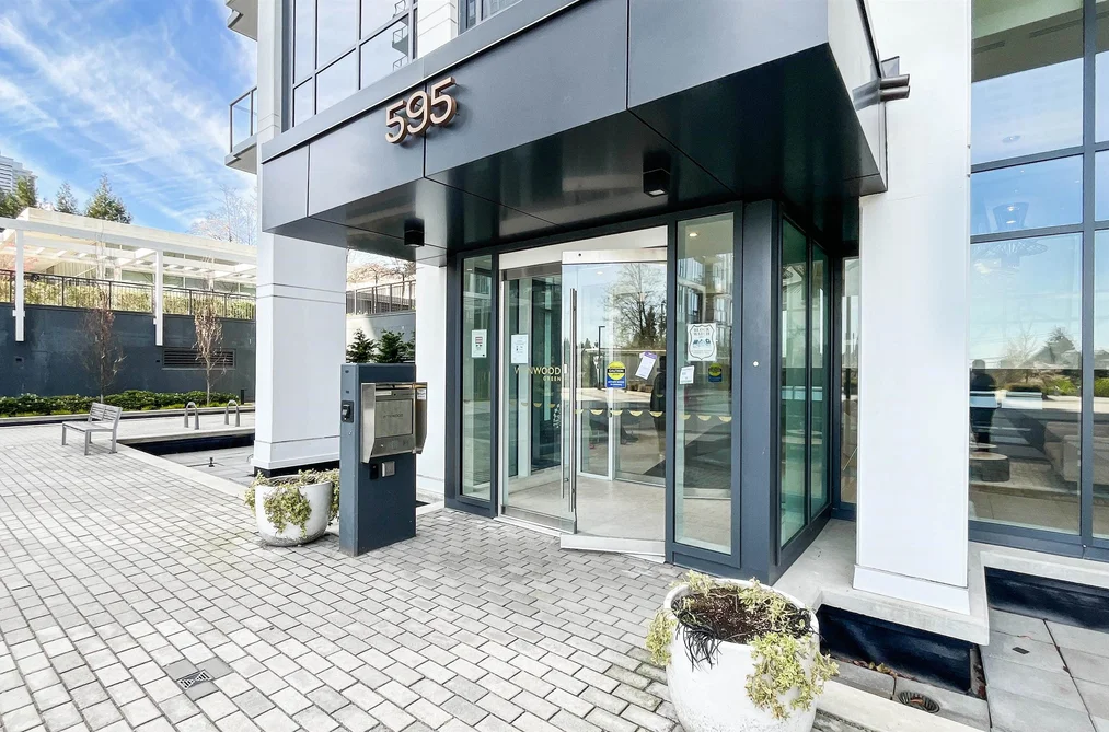 Condo for sale at 703 595 Austin Avenue Coquitlam British Columbia - MLS: R3110445