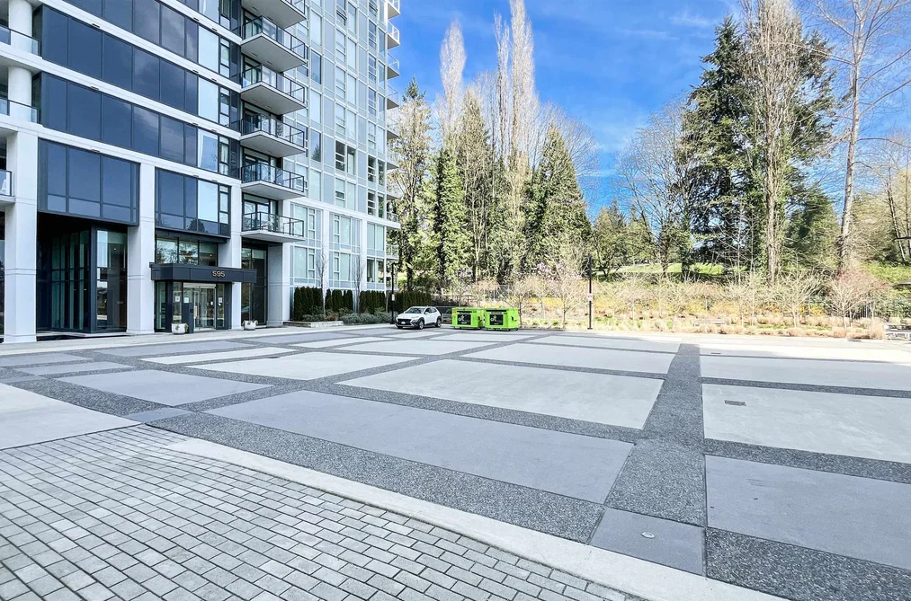 703 595 AUSTIN AVENUE, Coquitlam BC V3K 0G7, Coquitlam BC — Residential for Sale - Photo 4