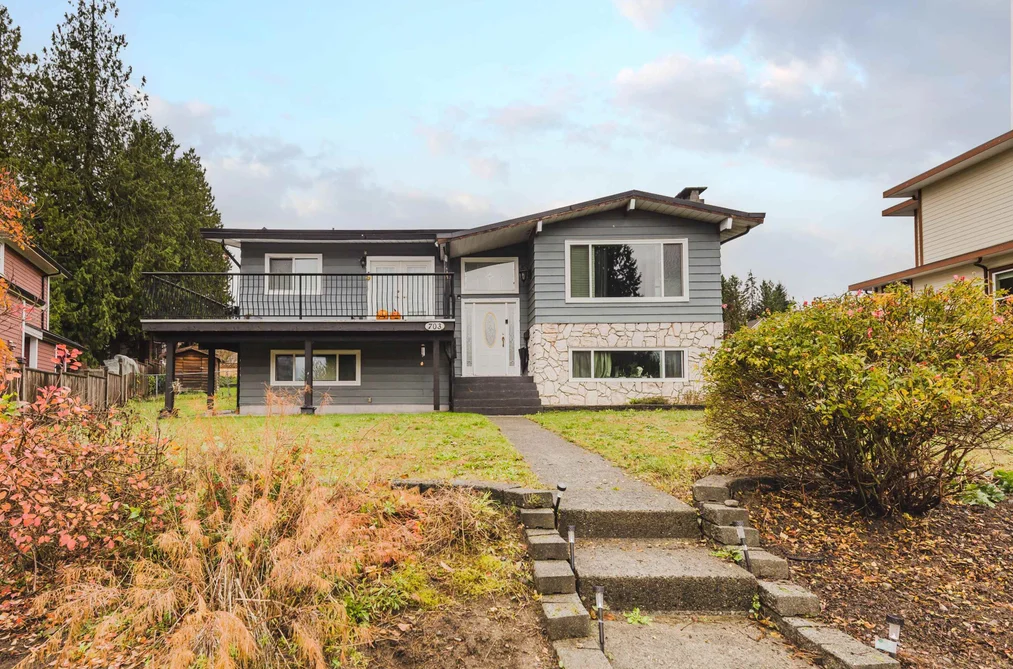 House for sale at 703 Delestre Avenue Coquitlam British Columbia - MLS: R3129384