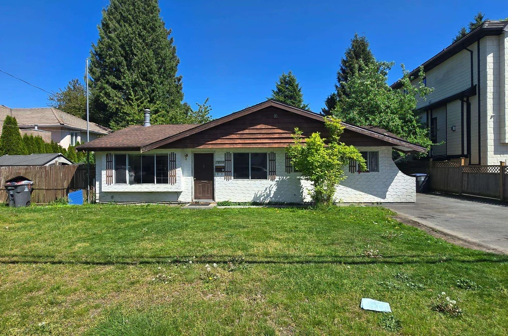 House for sale at 7030 130 Street Surrey British Columbia - MLS: R3120044
