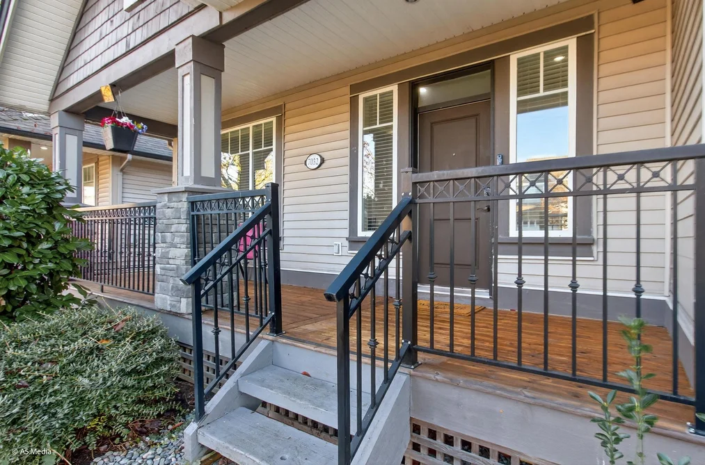 7032 195A STREET, Surrey BC V4N 5Z2, Surrey BC — Residential for Sale - Photo 2