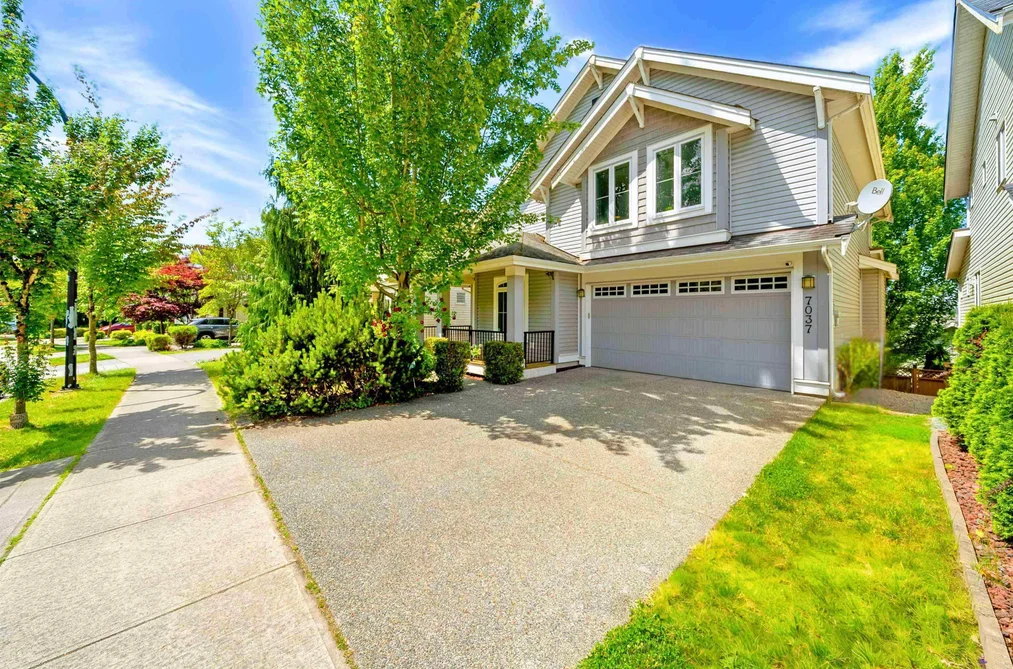 House for sale at 7037 178 Street Surrey British Columbia - MLS: R3147987