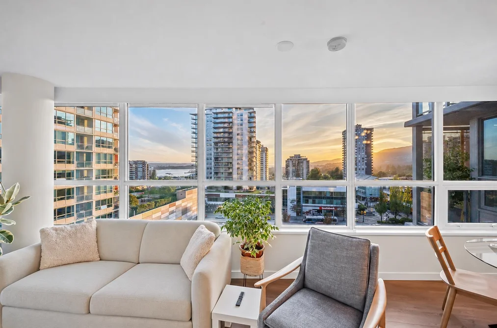 125 E 14th St Unit 704, North Vancouver, BC - MLS: R3165384