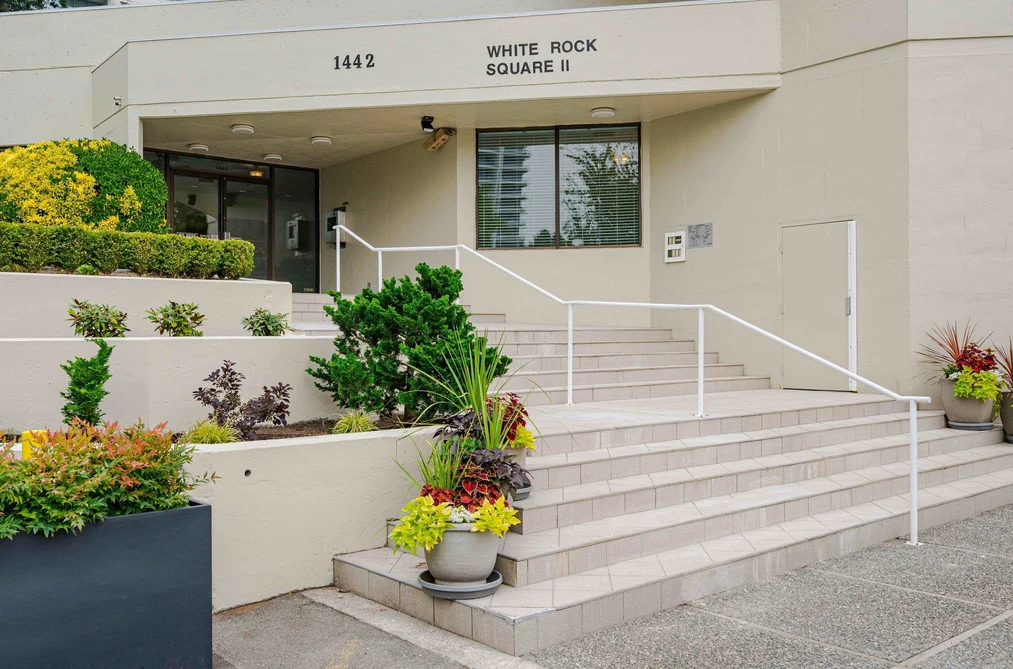 704 1442 FOSTER STREET, White Rock BC V4B 3X7, White Rock BC — Residential for Sale - Photo 3