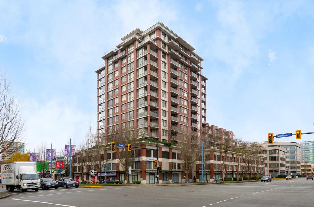 Condo for sale at 704 5933 Cooney Road Richmond British Columbia - MLS: R3072149
