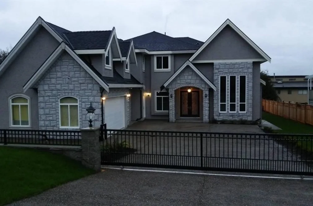 House for sale at 704 Quadling Avenue Coquitlam British Columbia - MLS: R3069476