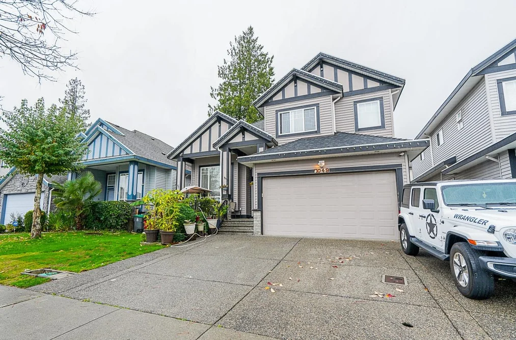 House for sale at 7049 150 Street Surrey British Columbia - MLS: R3130467