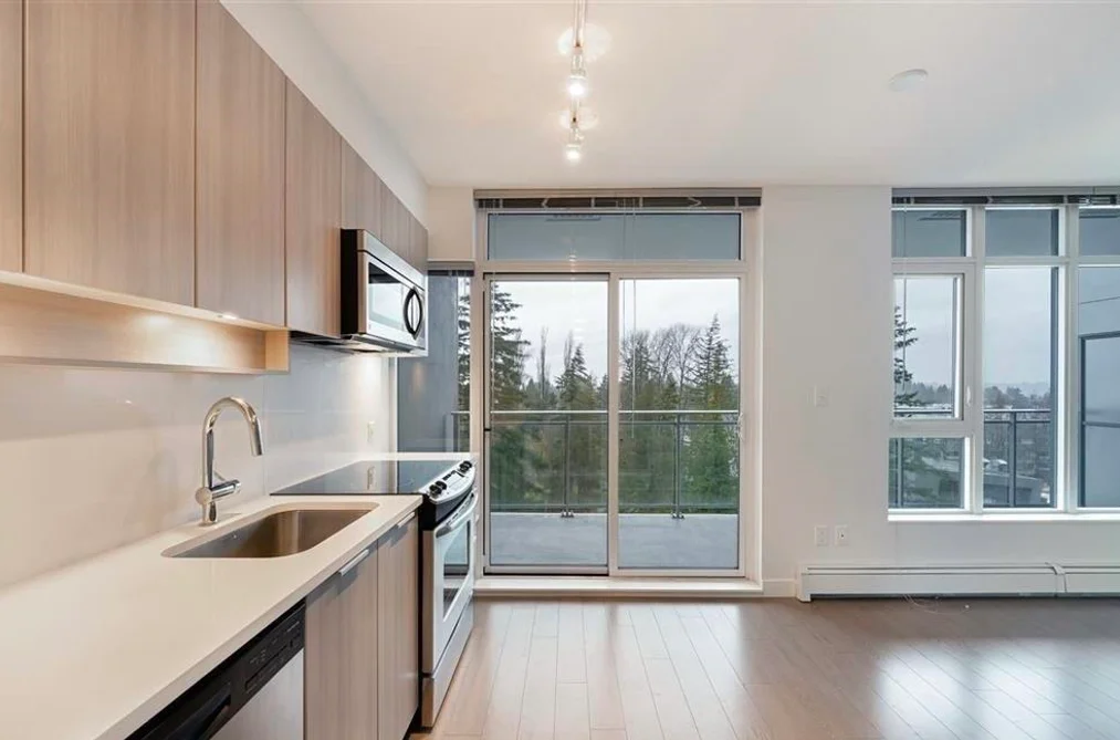 705 13308 CENTRAL AVENUE, Surrey BC V3T 0M4, Surrey BC — Residential for Sale - Photo 2