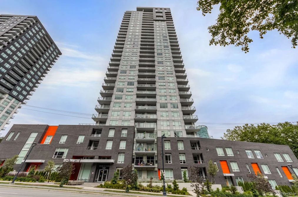 Condo for sale at 705 13387 Old Yale Road Surrey British Columbia - MLS: R3133366