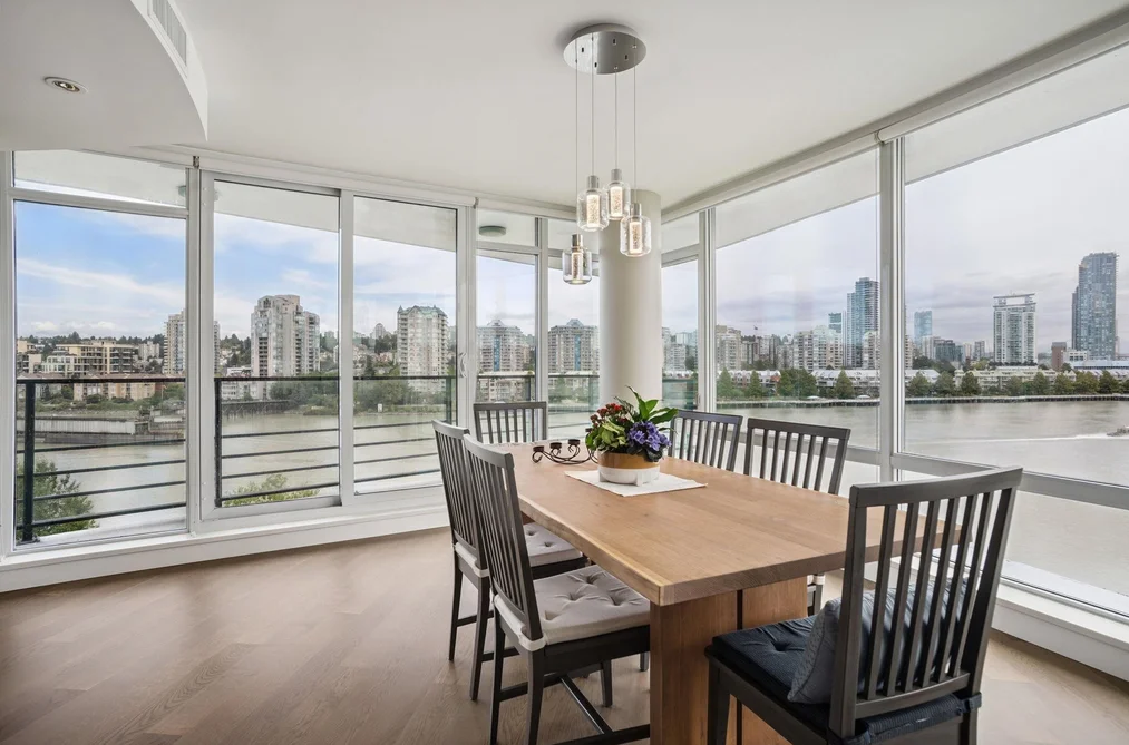 705 210 SALTER STREET, New Westminster BC V3M 0J9, New Westminster BC — Residential for Sale - Photo 4