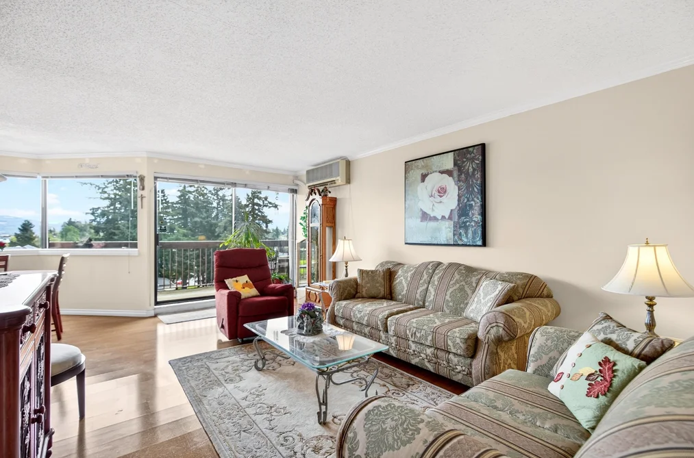 705 31955 OLD YALE ROAD, Abbotsford BC V2T 4N1, Abbotsford BC — Residential for Sale - Photo 2