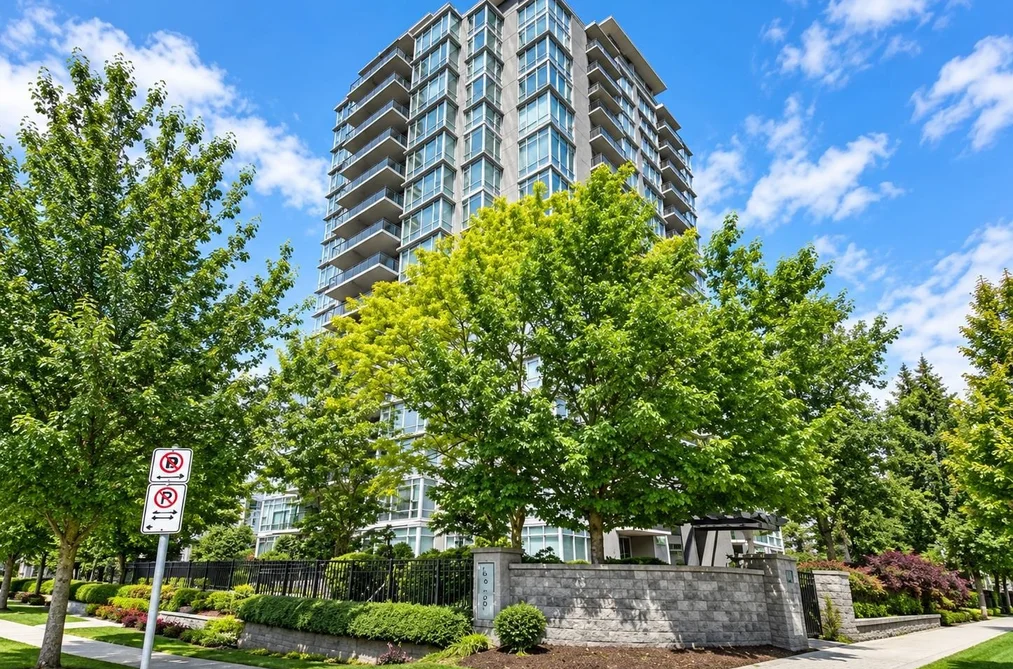 Condo for sale at 705 555 Delestre Avenue Coquitlam British Columbia - MLS: R3167562