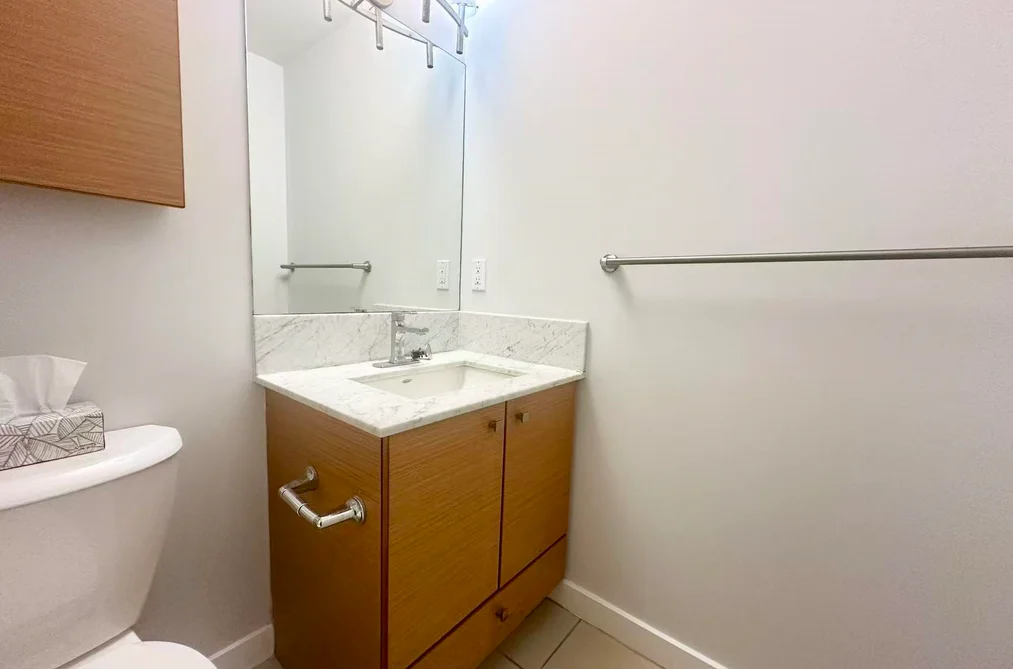 705 6888 ALDERBRIDGE WAY, Richmond, BC — Residential for Sale — Photo 10 of 20