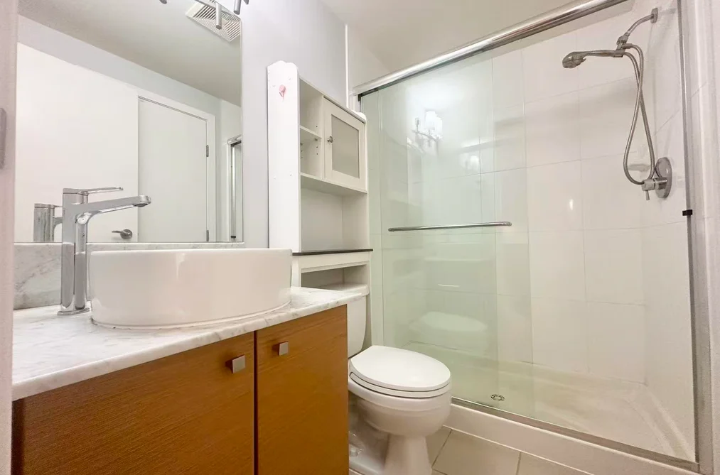 705 6888 ALDERBRIDGE WAY, Richmond, BC — Residential for Sale — Photo 11 of 20