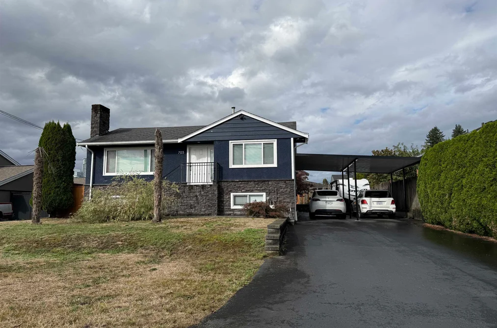 705 IVY AVENUE, Coquitlam BC V3J 2J1, Coquitlam BC — Residential for Sale - Photo 2