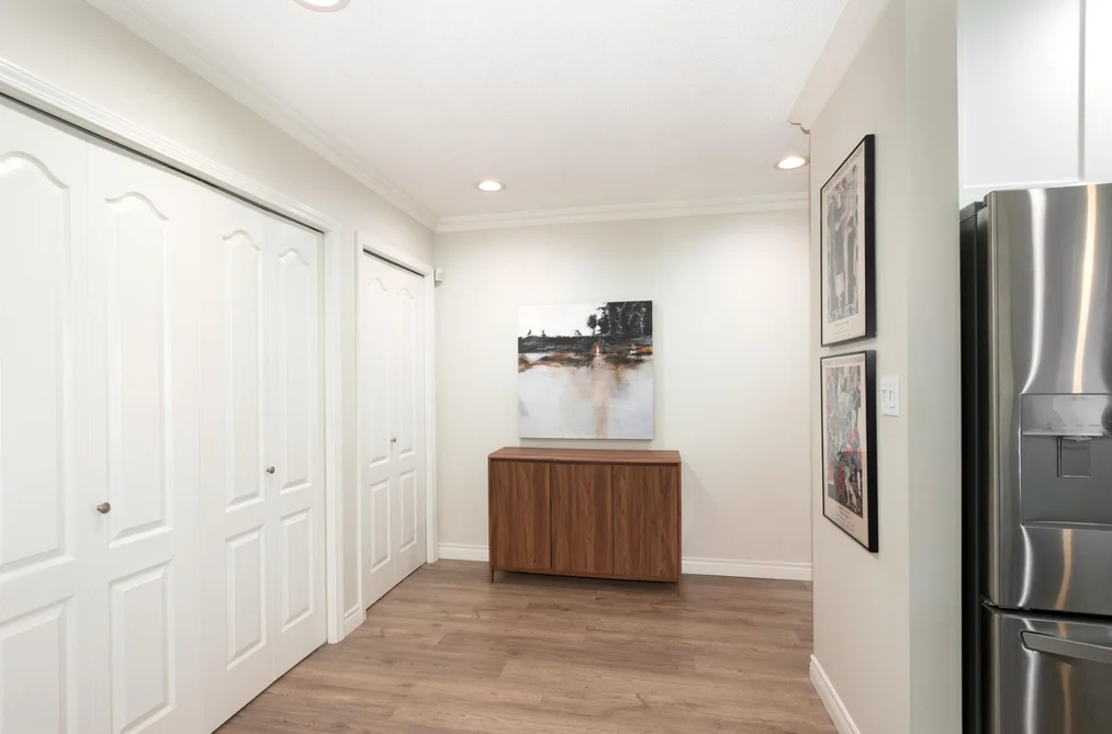 706 1500 OSTLER COURT, North Vancouver BC V7G 2S2, North Vancouver BC — Residential for Sale - Photo 3