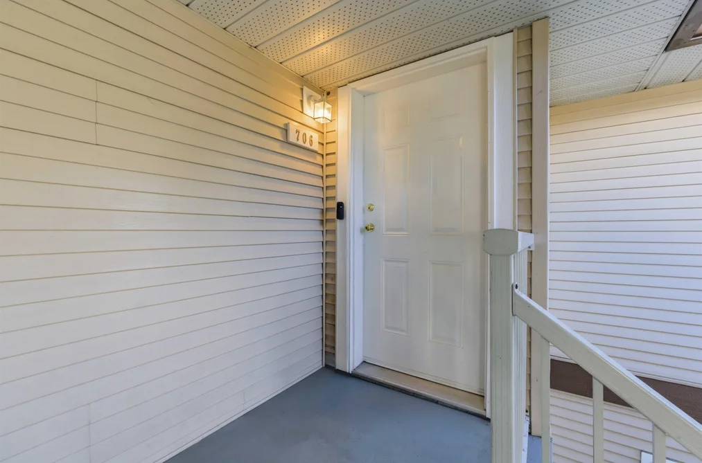 706 1750 MCKENZIE ROAD, Abbotsford BC V2S 3Z3, Abbotsford BC — Residential for Sale - Photo 3