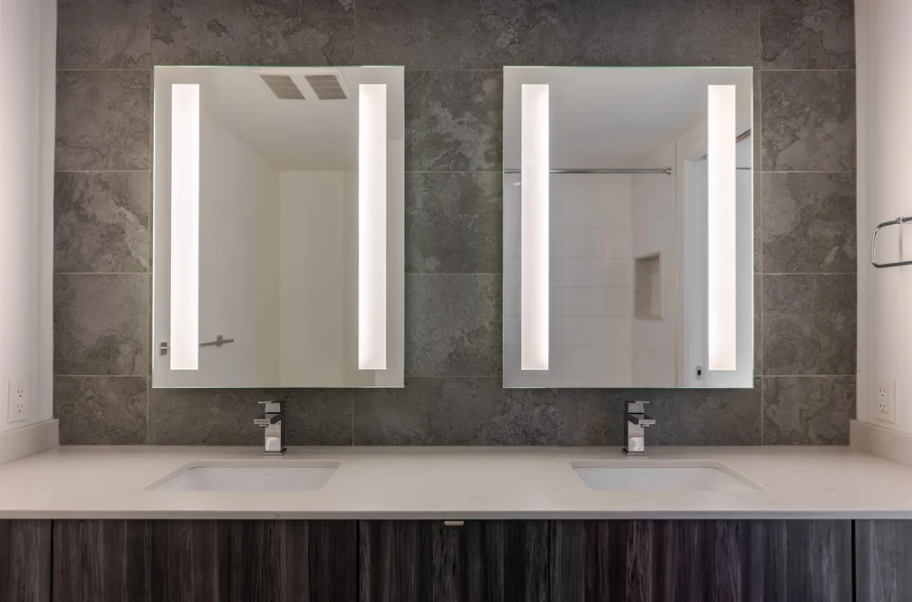 706 - 1788 Columbia Street, Vancouver, BC - MLS: R3165637 - Photo 8 706 - 1788 Columbia Street, Vancouver, BC - MLS: R3165637 - Photo 8