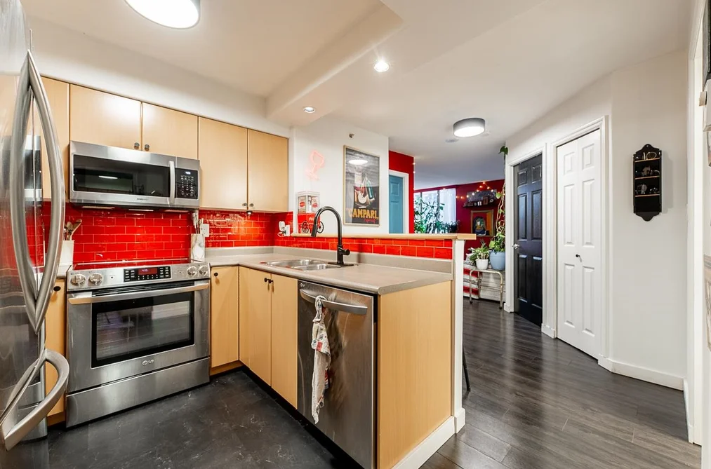 706 680 CLARKSON STREET, New Westminster BC V3M 6X9, New Westminster BC — Residential for Sale - Photo 4