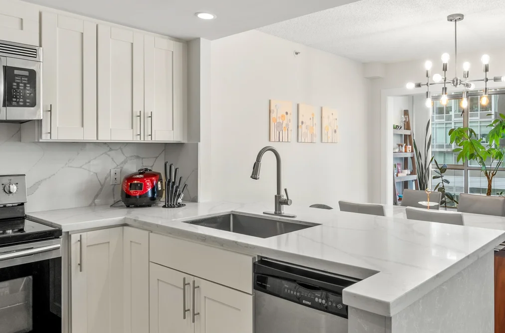 706 867 HAMILTON STREET, Vancouver BC V6B 2R7, Vancouver BC — Residential for Sale - Photo 6