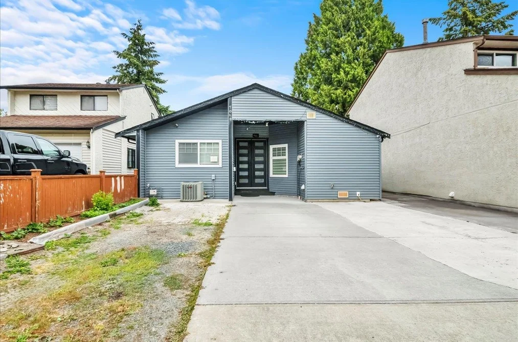 House for sale at 7068 129a Avenue Surrey British Columbia - MLS: R3153875