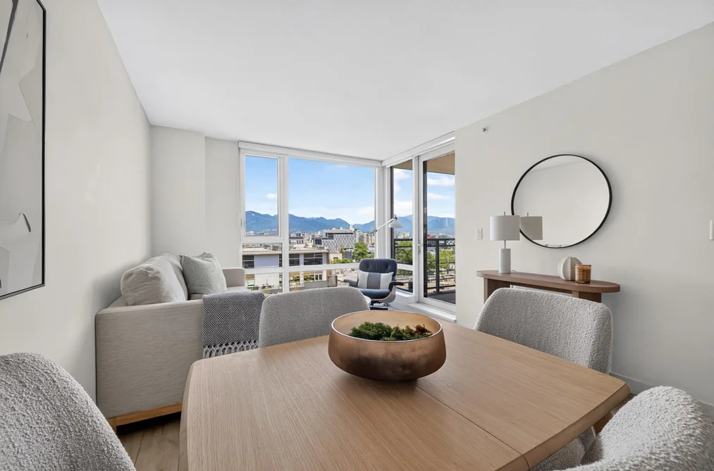 Condo for sale at 707 238 W Broadway Vancouver British Columbia - MLS: R3135972
