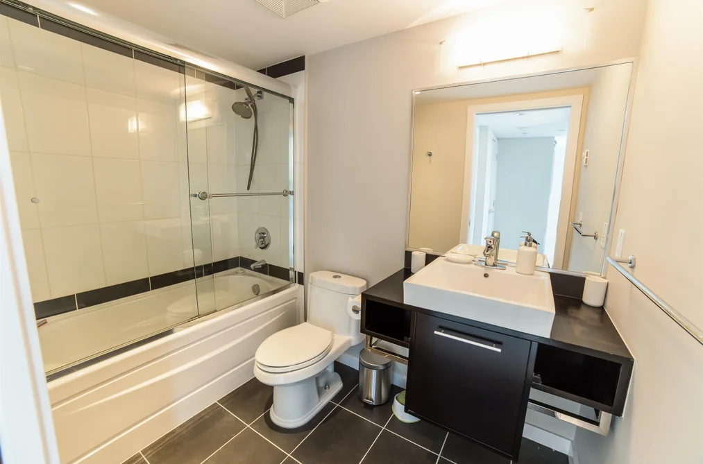 707 633 ABBOTT STREET, Vancouver BC V6B 0J3, Vancouver BC — Residential for Sale - Photo 3