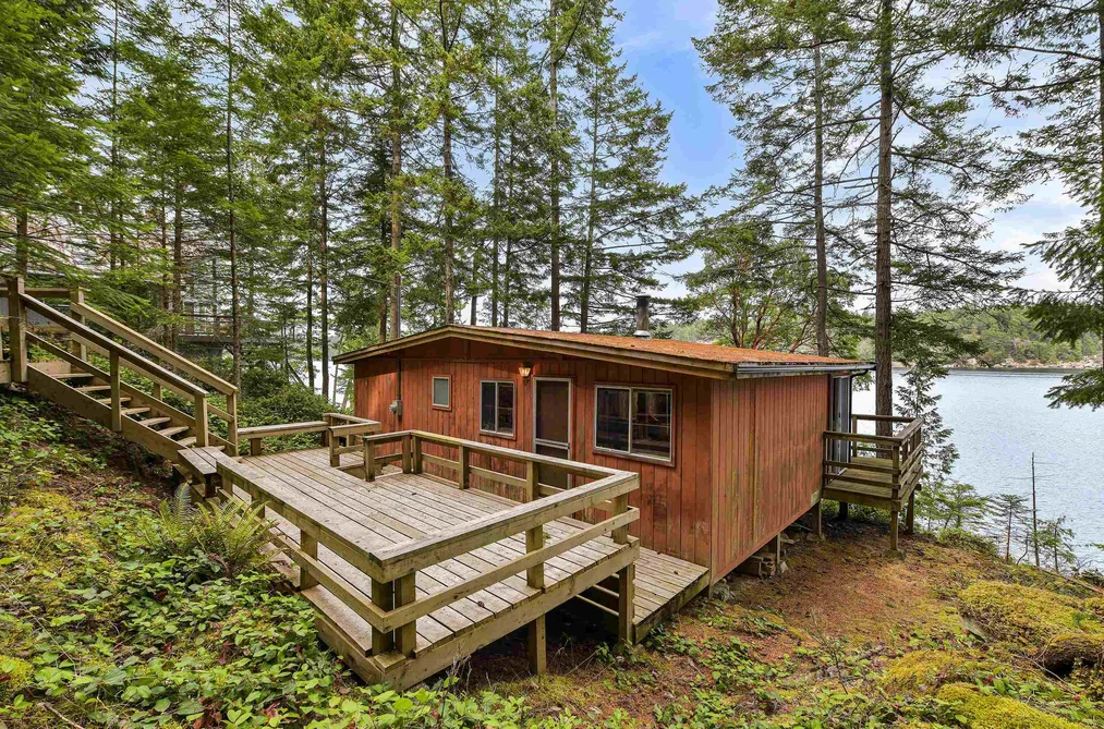 707 Wilks Rd, Mayne Island, BC - MLS: R3174732