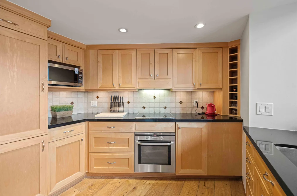 708 - 22 E Cordova Street, Vancouver, BC - MLS: R3162831 - Photo 6 708 - 22 E Cordova Street, Vancouver, BC - MLS: R3162831 - Photo 6