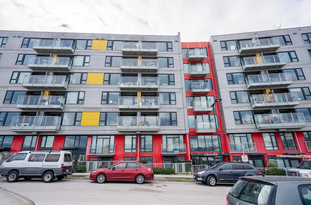 708 384 E 1ST AVENUE, Vancouver BC V5T 0G5, Vancouver BC — Residential for Sale — Photo 4 of 32
