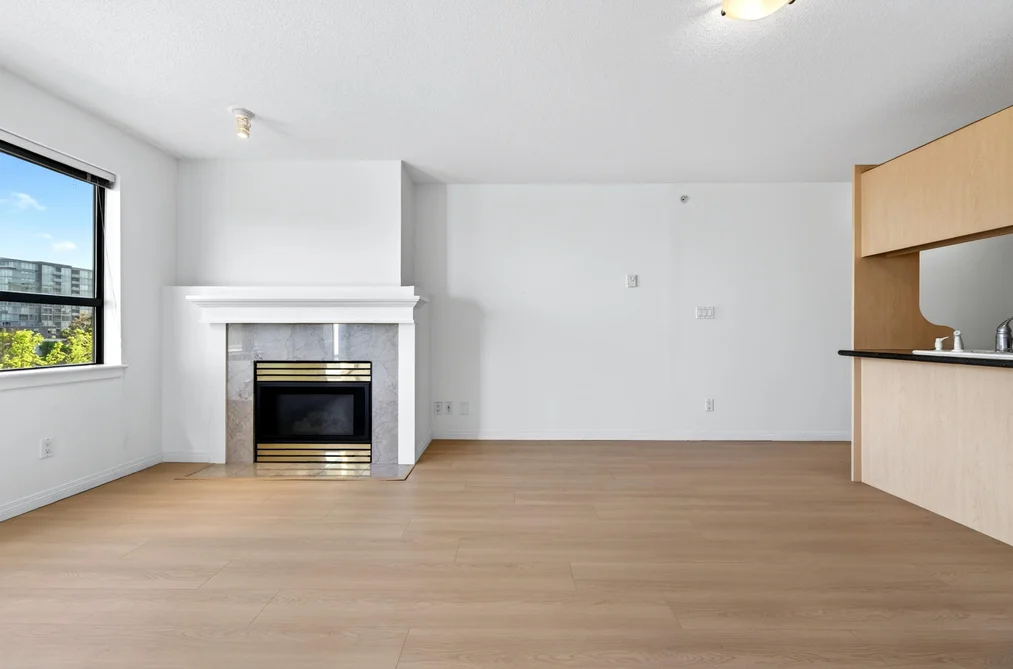 Condo for sale at 708 6611 Cooney Road Richmond British Columbia - MLS: R3123935