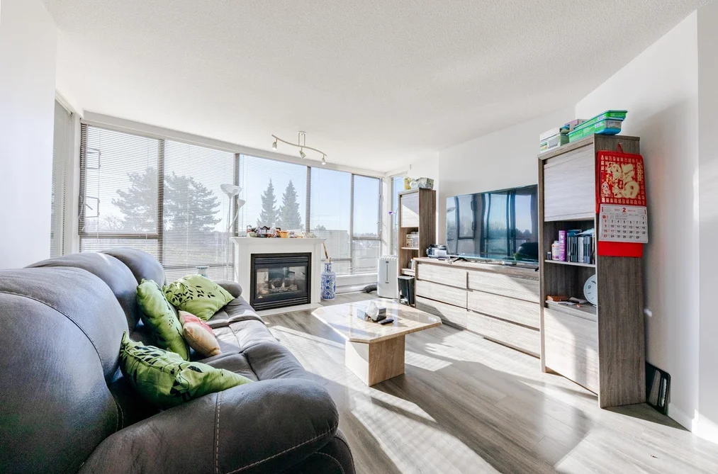 Condo for sale at 708 8180 Granville Avenue Richmond British Columbia - MLS: R3154869