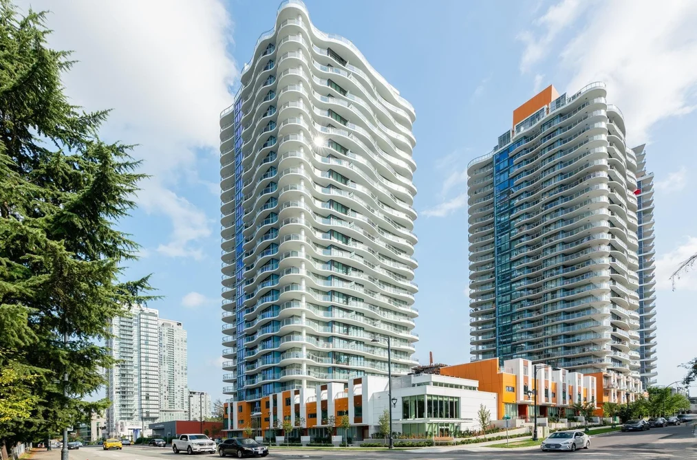 Condo for sale at 709 13318 104 Avenue Surrey British Columbia - MLS: R3101982