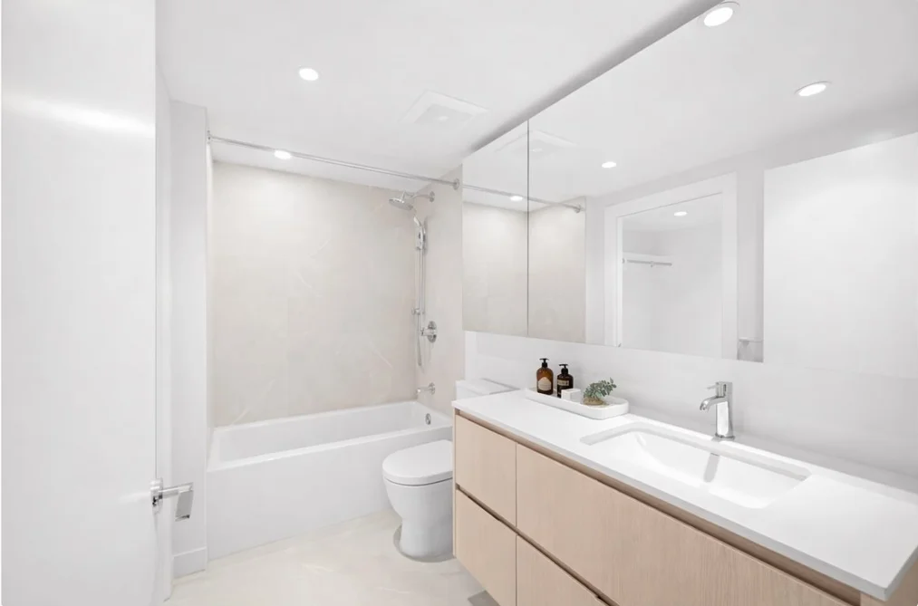 709 1500 FERN STREET, North Vancouver BC V7J 0E6, North Vancouver BC — Residential for Sale - Photo 6
