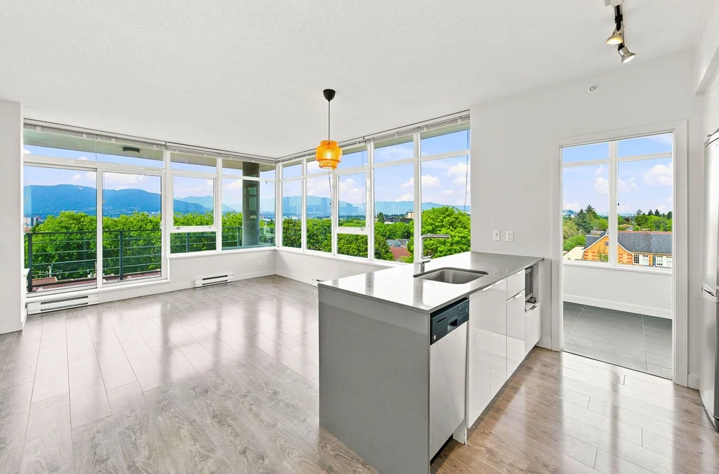 Condo for sale at 709 2788 Prince Edward Street Vancouver British Columbia - MLS: R3148826