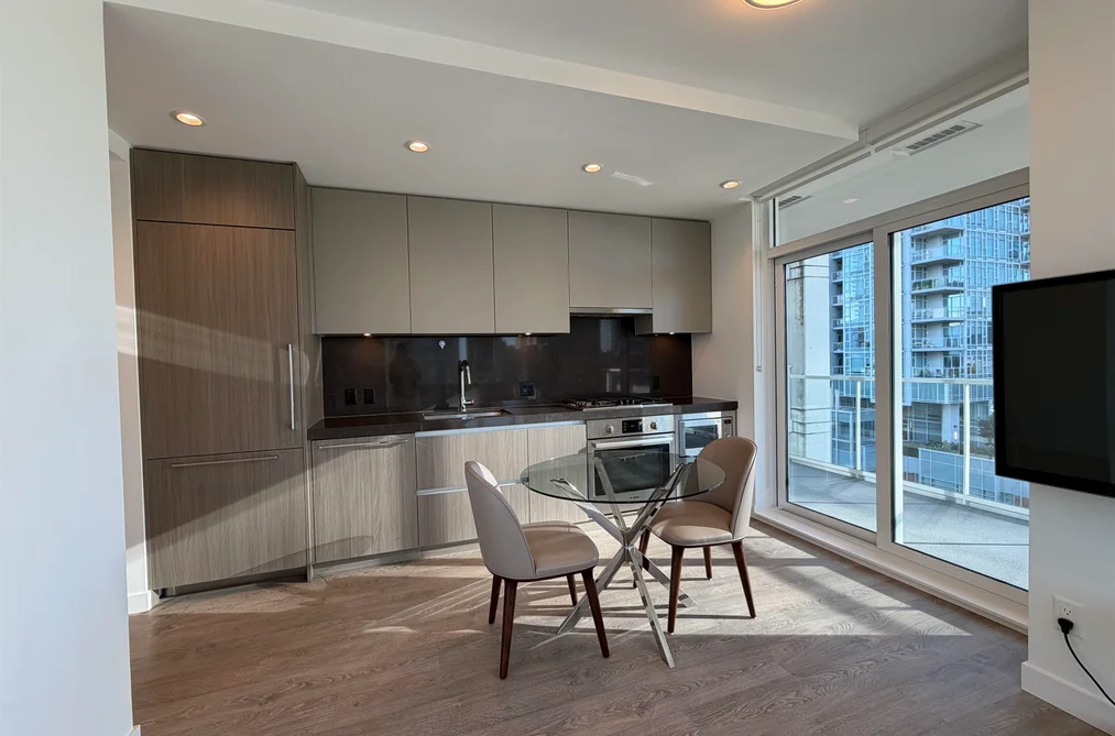 709 6080 MCKAY AVENUE, Burnaby BC V5H 0J4, Burnaby BC — Residential for Sale — Photo 2 of 14