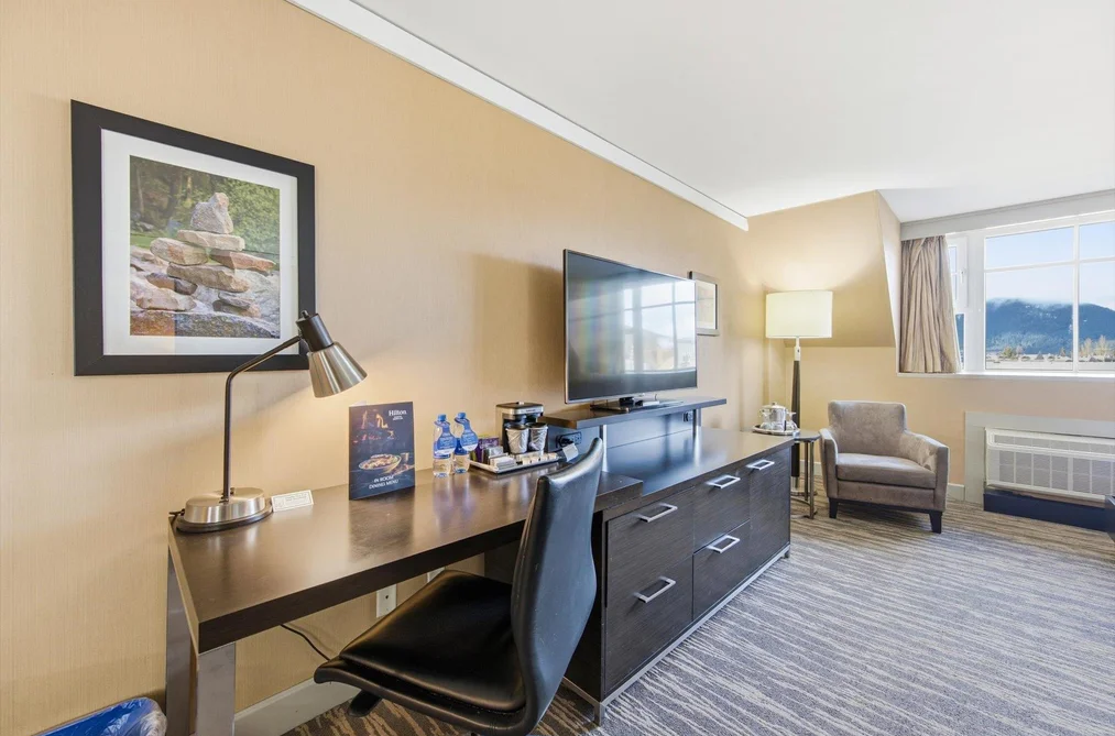 709/711 4050 WHISTLER WAY, Whistler BC V8E 1H9, Whistler BC — Residential for Sale - Photo 3