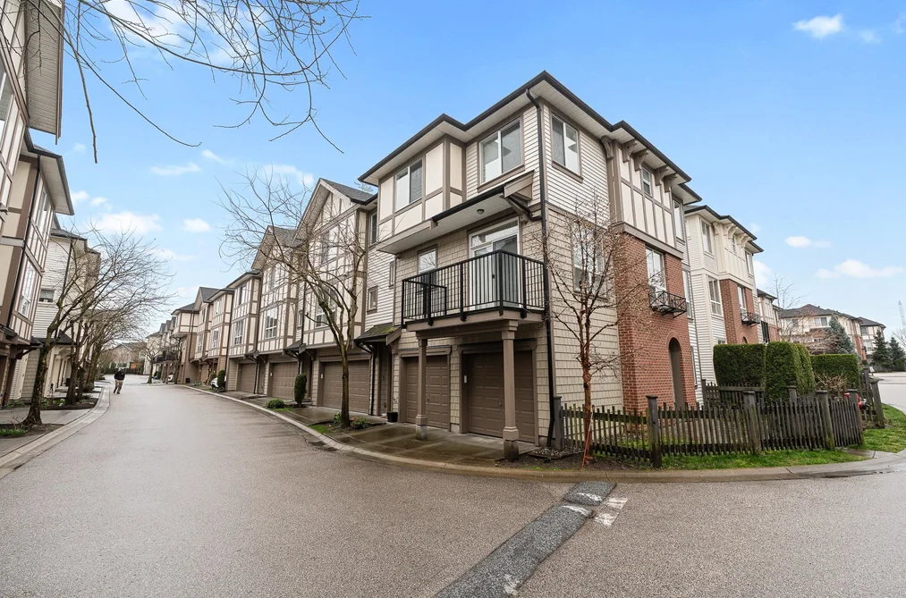 71 7848 209 STREET, Langley BC V2Y 0M4, Langley BC — Residential for Sale - Photo 2