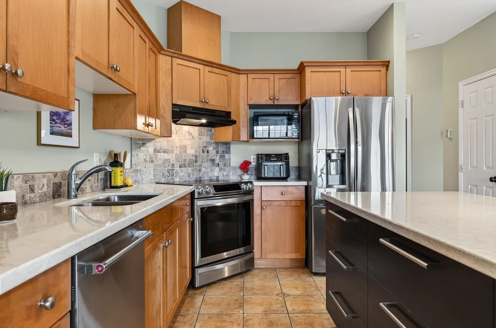 71-8590 Sunrise Drive, Chilliwack, BC - Townhouse for Sale - Photo 10 of 39 71-8590 Sunrise Drive, Chilliwack, BC - Townhouse for Sale - Photo 10 of 39