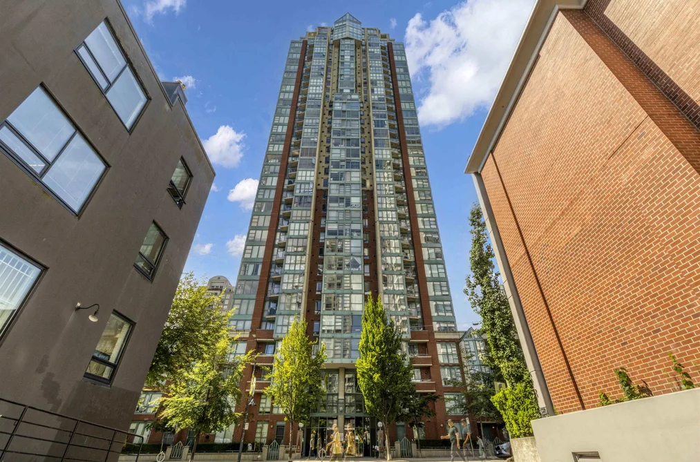 Condo for sale at 710 939 Homer Street Vancouver British Columbia - MLS: R3150092