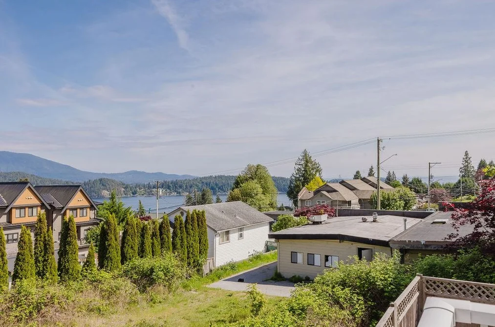 710 GIBSONS WAY, Gibsons BC V0N 1V9, Gibsons BC — Residential for Sale - Photo 4