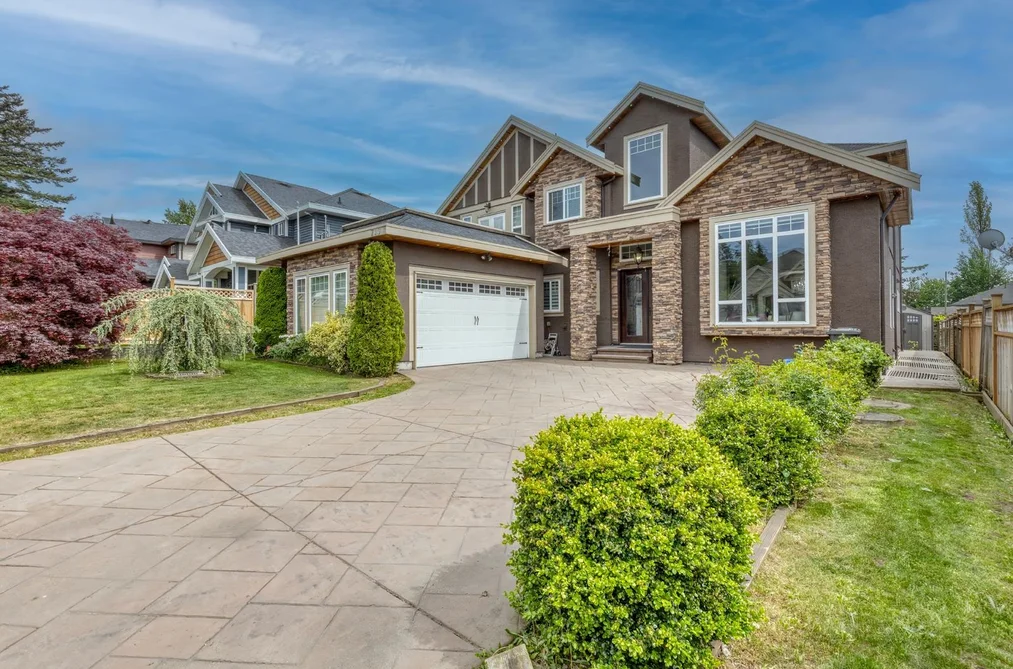 House for sale at 710 Roderick Avenue Coquitlam British Columbia - MLS: R3125856