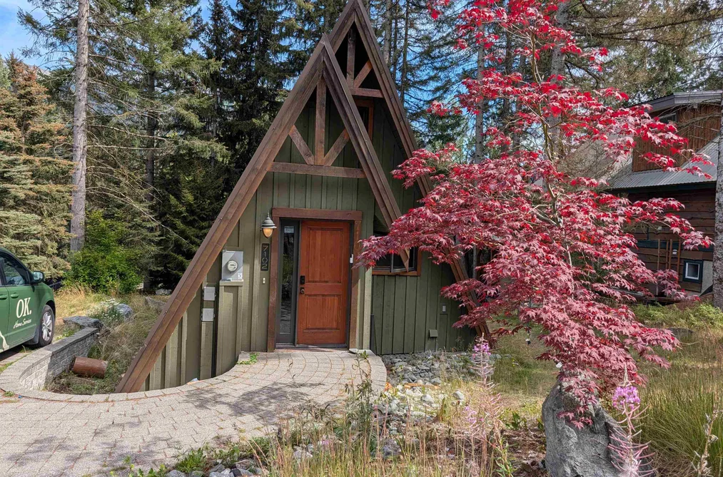 House for sale at 7102 Nesters Road Whistler British Columbia - MLS: R3151823