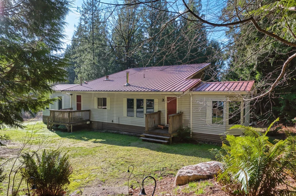 7103 SECHELT INLET ROAD, Sechelt BC V7Z 0P1, Sechelt BC — Residential for Sale - Photo 4