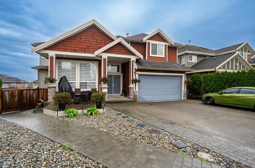 7106 150 STREET, Surrey BC V3S 3J4, Surrey BC — Residential for Sale - Photo 2