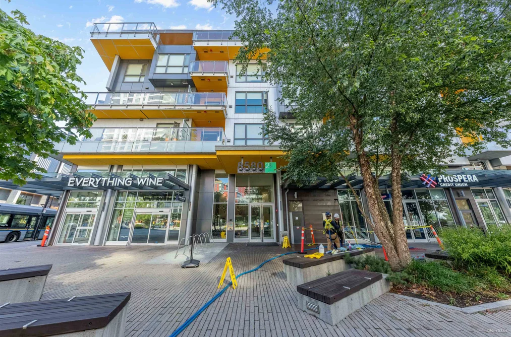 Condo for sale at 711 8580 River District Crossing Vancouver British Columbia - MLS: R3159282